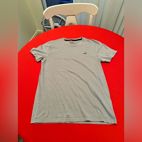 HOLLISTER SHIRTS 3 PAIR BUNDLE ALL MEDIUM!!! - Picture 3 of 3